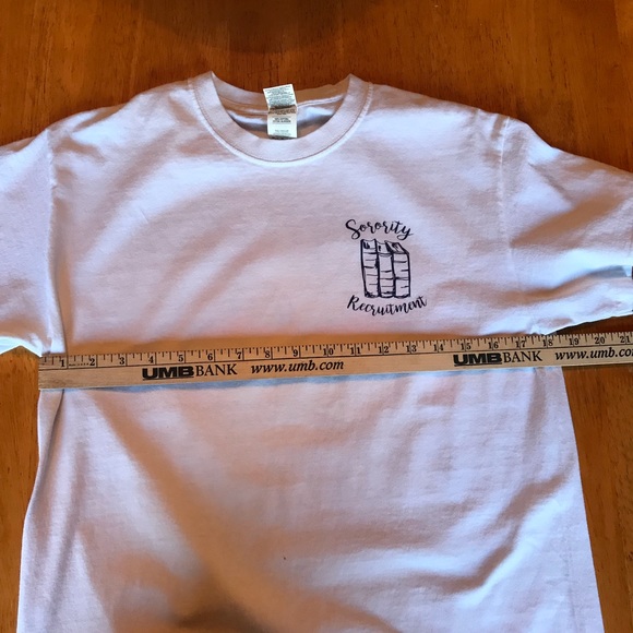 Gamma Phi Beta T-shirt - Picture 5 of 7